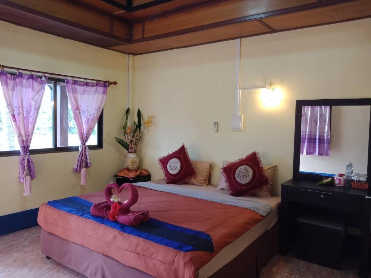 Lanta Sunmoon Bungalow Ko Lanta Exterior foto
